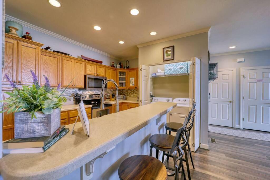 Bucket List Views Sugar Mountain Private Condo - 2Bed, 2Bath, Sleeps 6, Panoramic Views Of Mountains From Large Deck, Short Drive To Shopping, Restaurants, Cafes & Banner Elk Town Exteriér fotografie